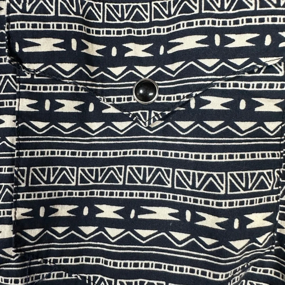 ROPER‎ Pearl Snap Aztec Tribal Print Men's Medium Long Sleeve Button Down Shirt